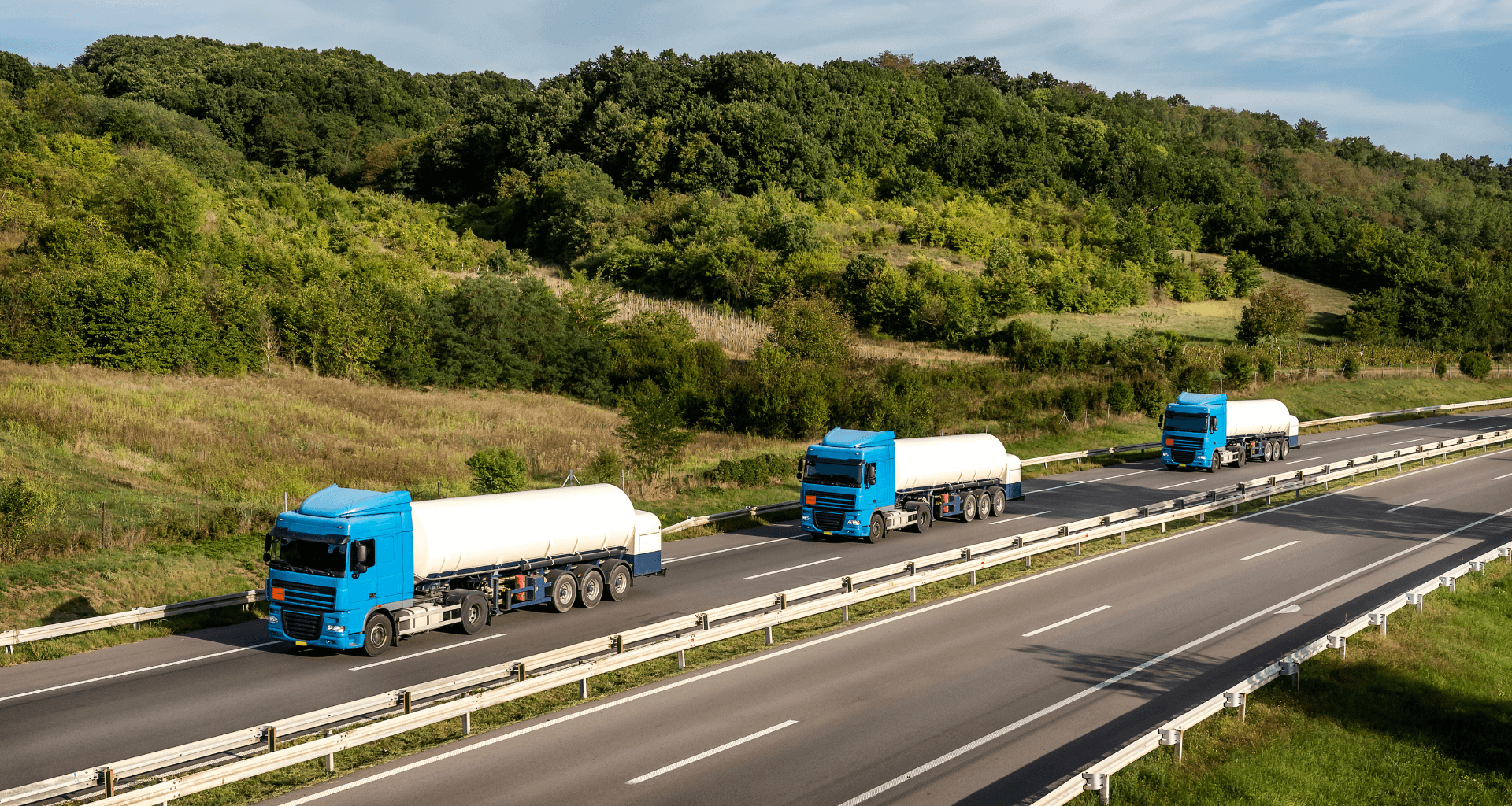 Fleet management system tracking commercial tanker trucks on a UK motorway